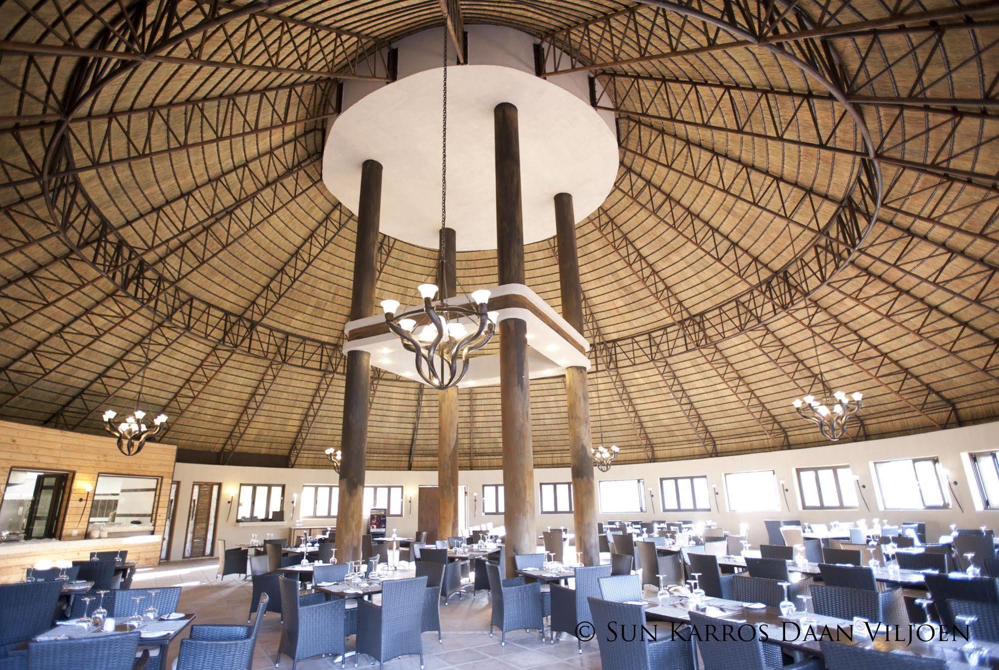 Sun Karros Daan Viljoen Hotel Windhoek Bagian luar foto